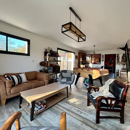 Maison Familiale Style Industriel, Plages A Pied, Jardin Clos, 3 Terrasses, Bbq, Parking Prive - Fr-1-364-166 בית נופש סן-ברבן-לה-פן