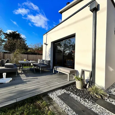 Maison Familiale Style Industriel, Plages A Pied, Jardin Clos, 3 Terrasses, Bbq, Parking Prive - Fr-1-364-166 * סן-ברבן-לה-פן